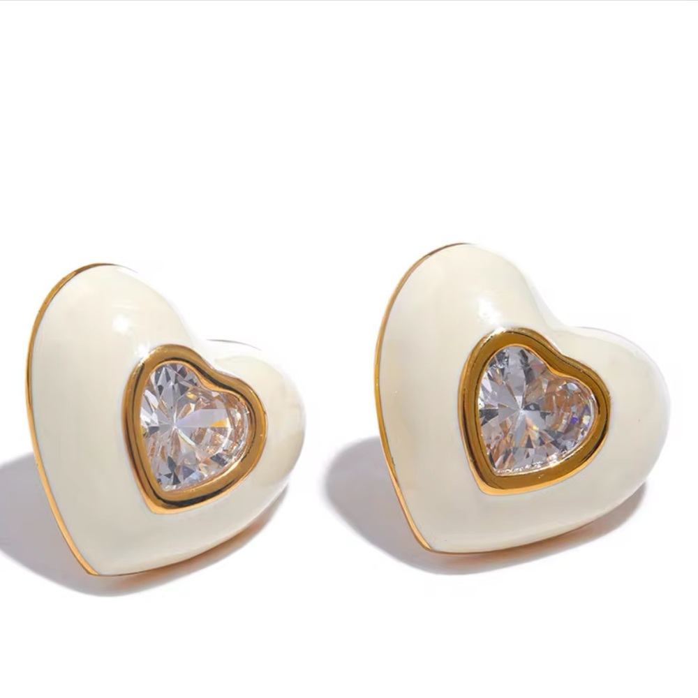 Cream Heart Stud Earrings